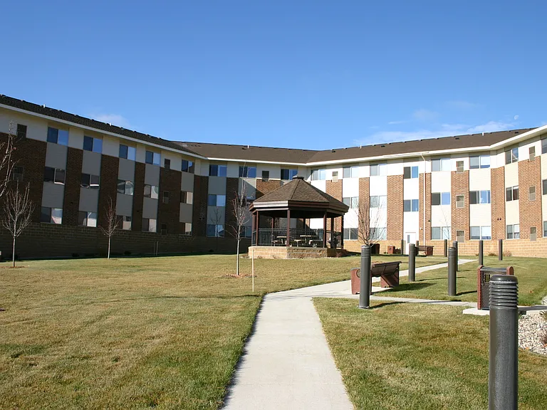 Central Square Apartments — Photo 26