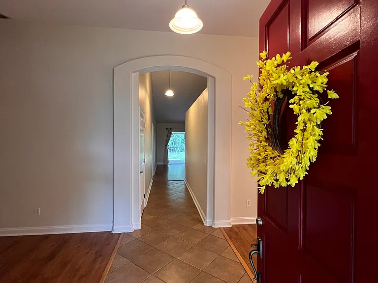 345 Silver Pine Dr — Photo 4