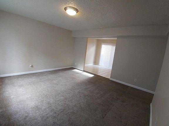 5th image of 2209 15th Ave APT 4