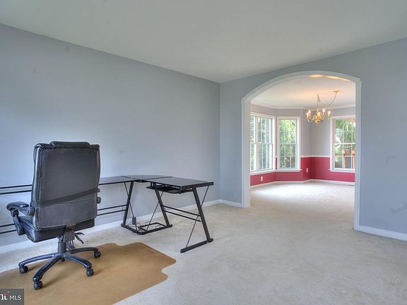 5th image of 711 Hickory Limb Cir