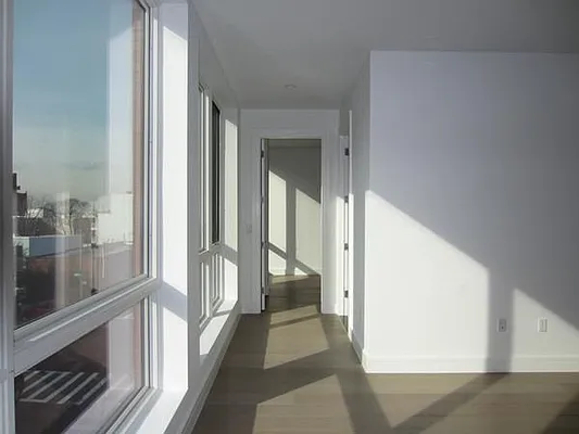 Rented by Avenue Sotheby's International Realty | media 35