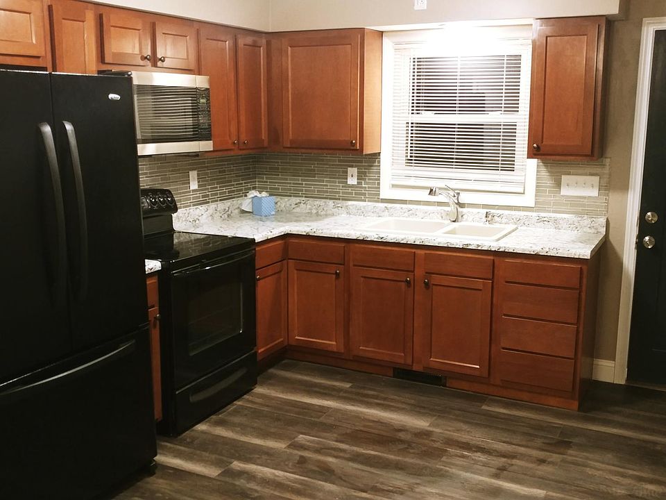 1st image of 609 Knight Ave