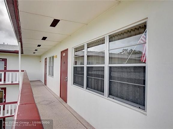 2nd image of 82 Fanshaw Way #B-82