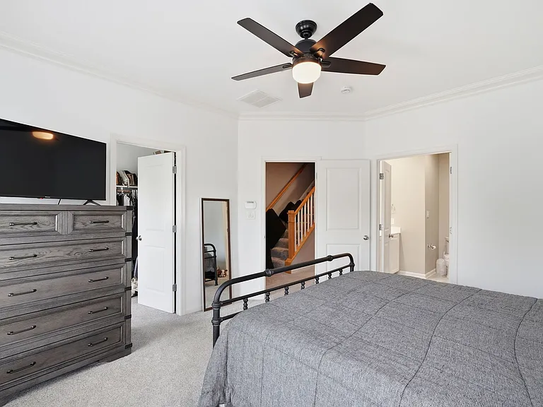 1358 S Carolina Ave SE — Photo 17