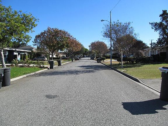 5th image of 1920 W Thelborn St
