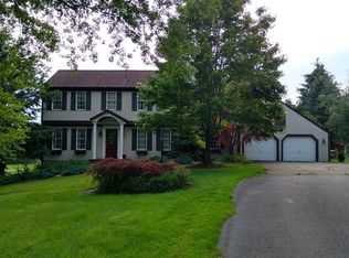 110 Seneca Farm Dr, Harmony, PA 16037