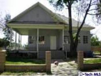 1st image of 803 W 8th St