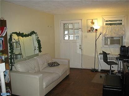 3rd image of 6407 Guyer Ave