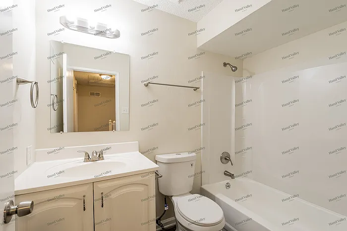 2944 Spring Water Dr — Photo 12