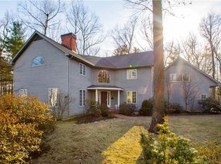 8 Oxford Rd, Farmington, CT 06032