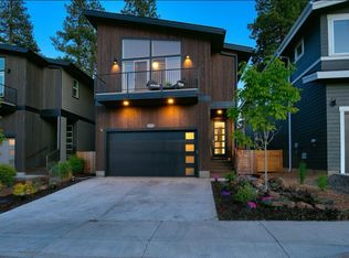 1333 SW Boardwalk Ln, Bend, OR 97702