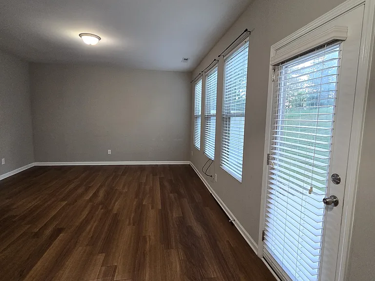 9907 Sweet Basil Dr — Photo 12