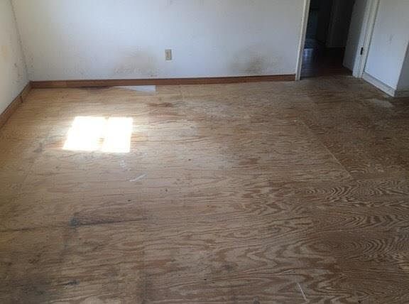 4th image of 11124 County Road 528