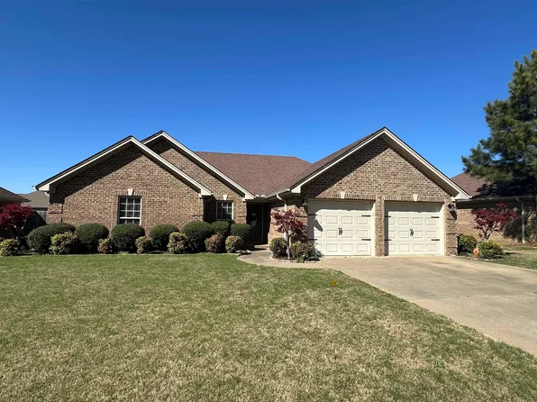 2013 Rosedale St, Muscle Shoals, AL 35661