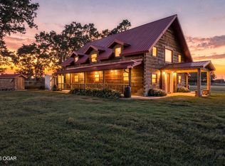 7059 Rosebay Dr, Neosho, MO 64850