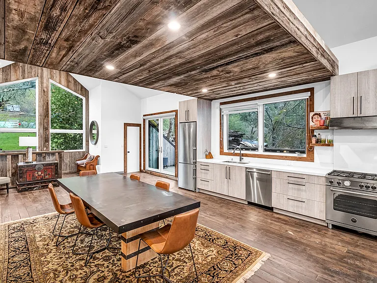 6568 Sonoma Mountain Rd — Photo 87