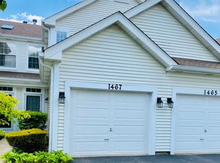 1467 Walnut Hill Ave, Saint Charles, IL