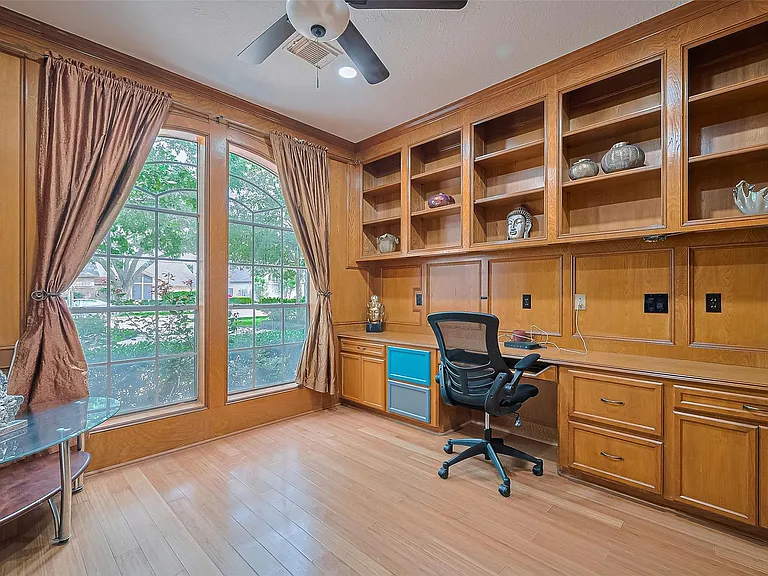 1123 Horseshoe Dr — Photo 13