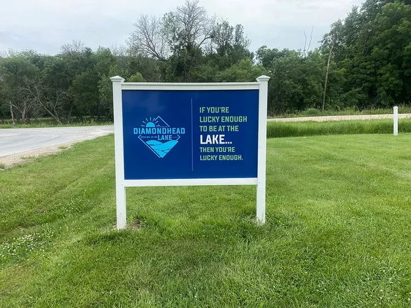 8419 Park St, Dexter, IA 50070