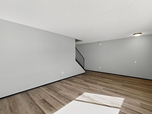 2nd image of 912 Algona Blvd N APT A