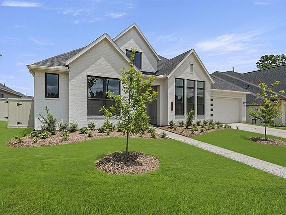 Eastland II B exterior
