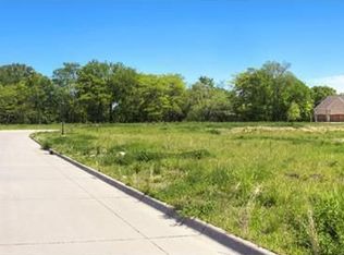 4030 Indian Ridge Dr, Waukee, IA 50263