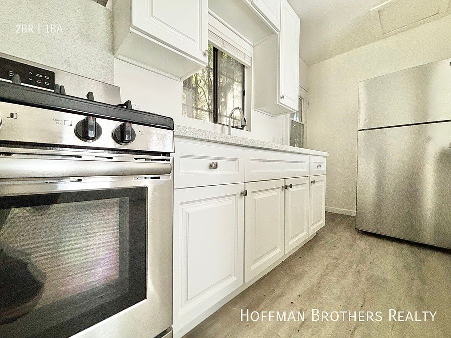 1st image of 1140 N Beachwood Dr APT A