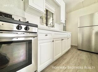 1140 N Beachwood Dr APT A, Los Angeles, CA 90038