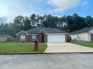 7360 Hidden Valley Dr, Beaumont, TX 77708