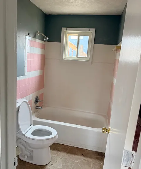 2115 Phaup St — Photo 5
