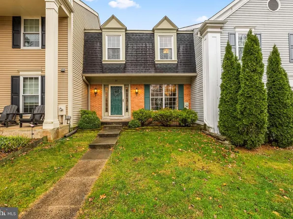 28 Battersea Bridge Ct, Lutherville Timonium, MD 21093