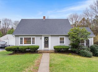 220 Old Salem Rd, Norwich, CT 06360