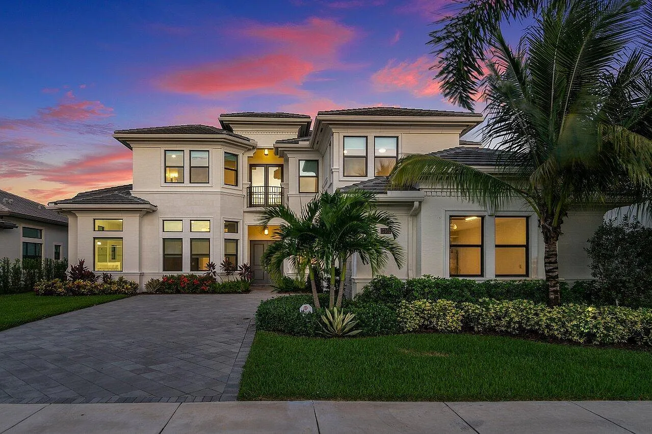 5 bed, 8.0 bath, 5520 sqft, $24,000 — Photo 1