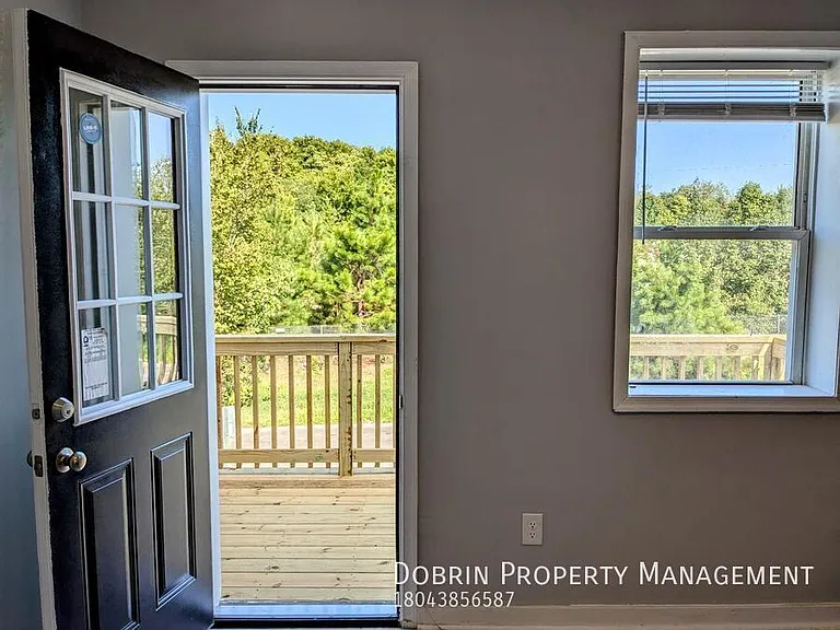 1600C Fendall Ave — Photo 11