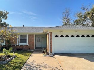 705 N Cottonwood Dr, Richardson, TX 75080