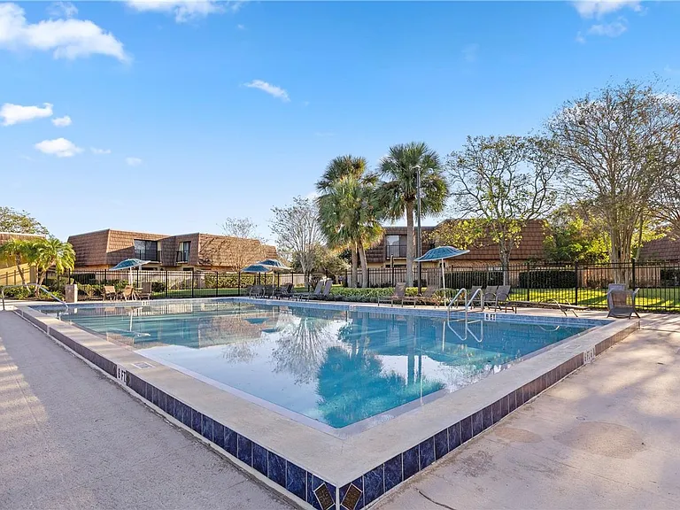 5342 Bamboo Ct — Photo 23