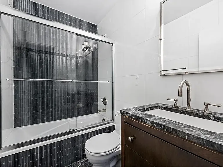 212 E 47th St #23G — Photo 7