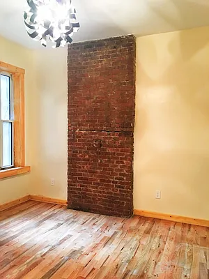 Rented by East Williamsburg Realty Inc | media 16