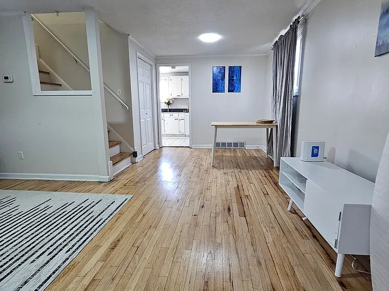 15202 Aldene Ave — Photo 4