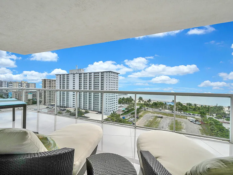 1 N Ocean Blvd #1007 — Photo 37