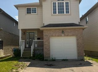 136 Prosperity Dr, Kitchener, ON N2E 4E8