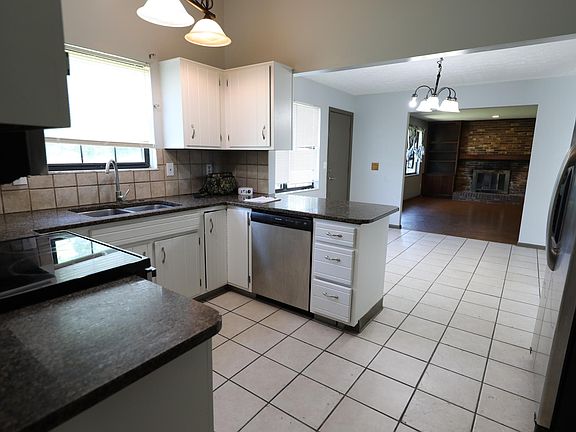 5th image of 2262 Sonnington Dr