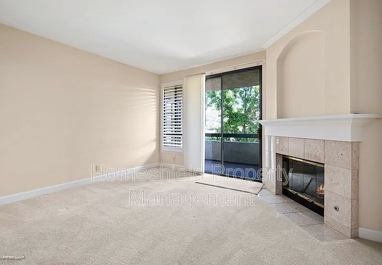 5895 Friars Rd #5211 — Photo 15