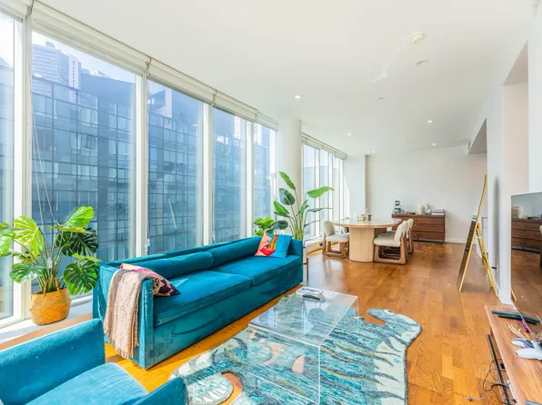 27-17 42nd Road image 7 of 43