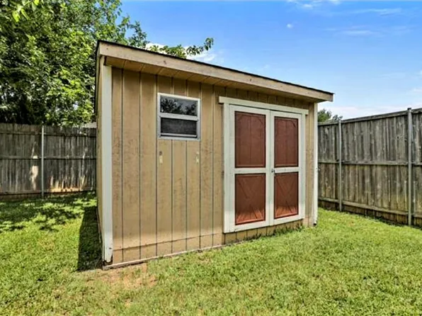 (undisclosed Address), Mansfield, TX 76063
