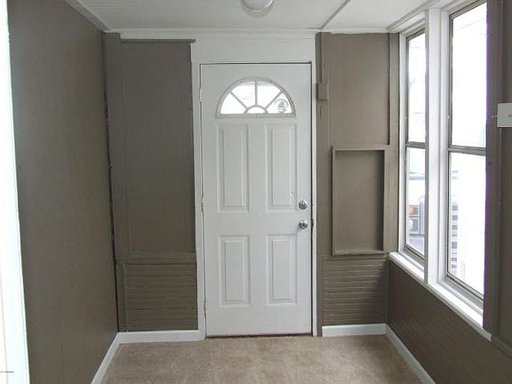 5th image of 395 Emmett St E