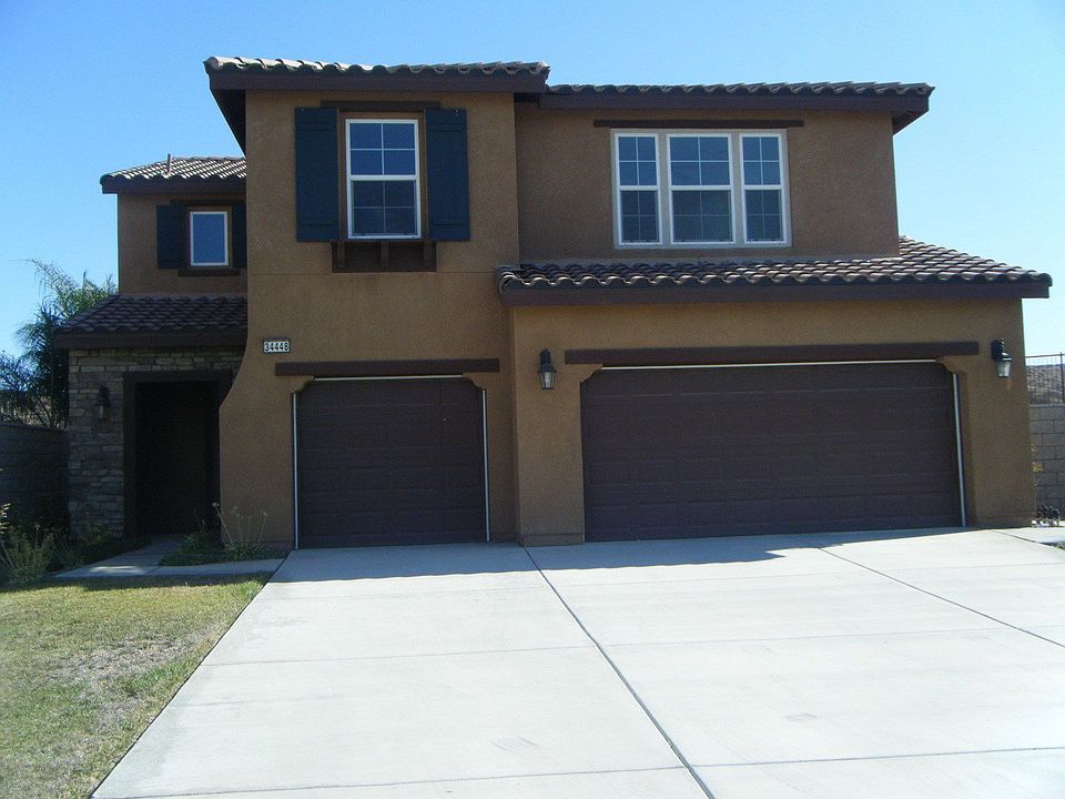 1st image of 34448 Hillingdon Ct