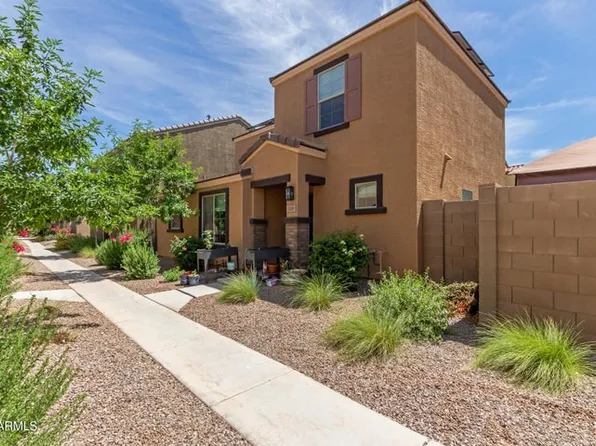 8216 W Albeniz Pl, Phoenix, AZ 85043