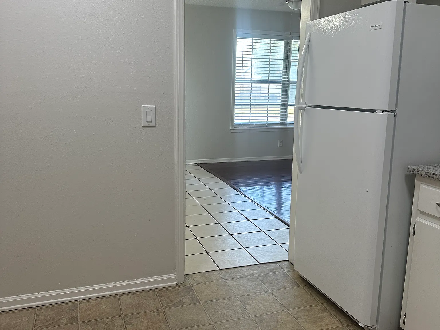3 bed, 1.5 bath, 1100 sqft, $1,450 — Photo 4