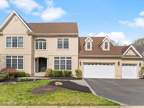 55 Hedgerow Lane, Manalapan, NJ 07726